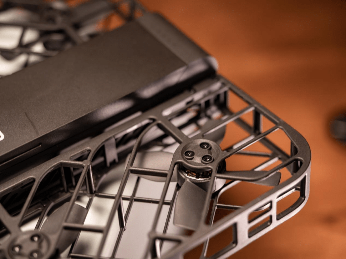 哈浮飞行相机 X1 评测：随身带、到手飞，还能帮你智能运镜？