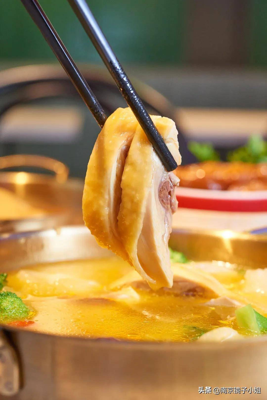 这锅醇厚鲜美的花胶鸡就够了_入口_虾仁_肠粉