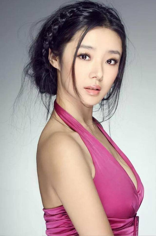 江西前首富王永红:欠债800亿,他却套现61亿带女明星逃往国外!