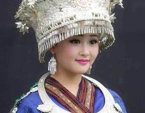 “苗族”美丽的苗族姑娘，为何不愿嫁汉族人？其中一个原因汉族难以接受