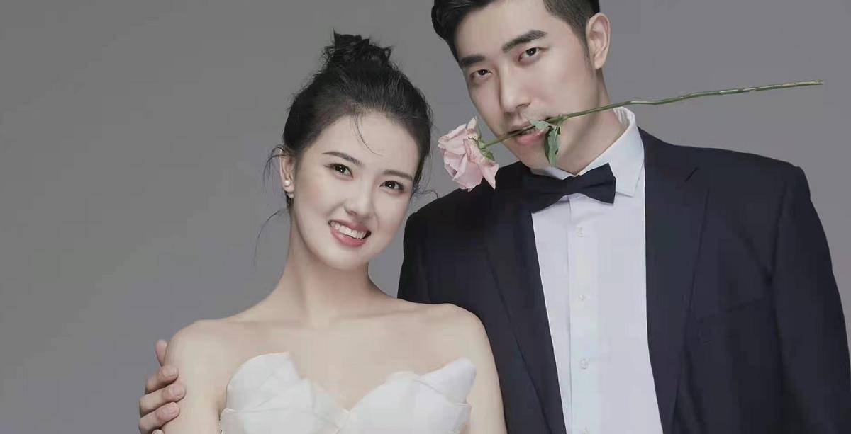 女排张常宁193身高穿婚纱比超模美,老公高调爆棚晒结婚照!