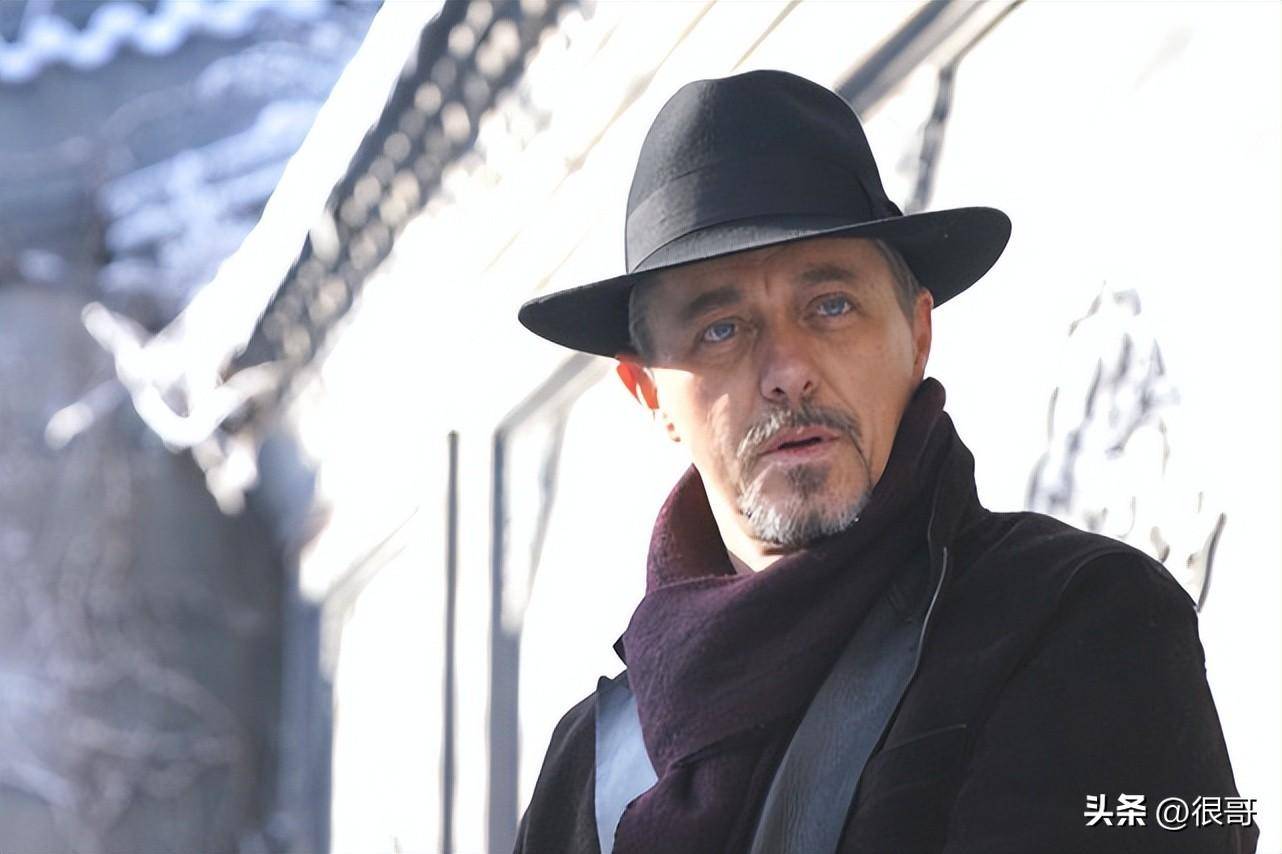 盘点《流浪地球2》中的外国演员:克拉拉惊艳,伟大力是篮球教练_电影