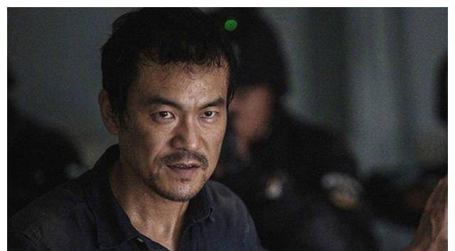 "戏痴"廖凡,出道24年不靠爹,时尚痞帅女星缘超好,却独宠妻子_角色