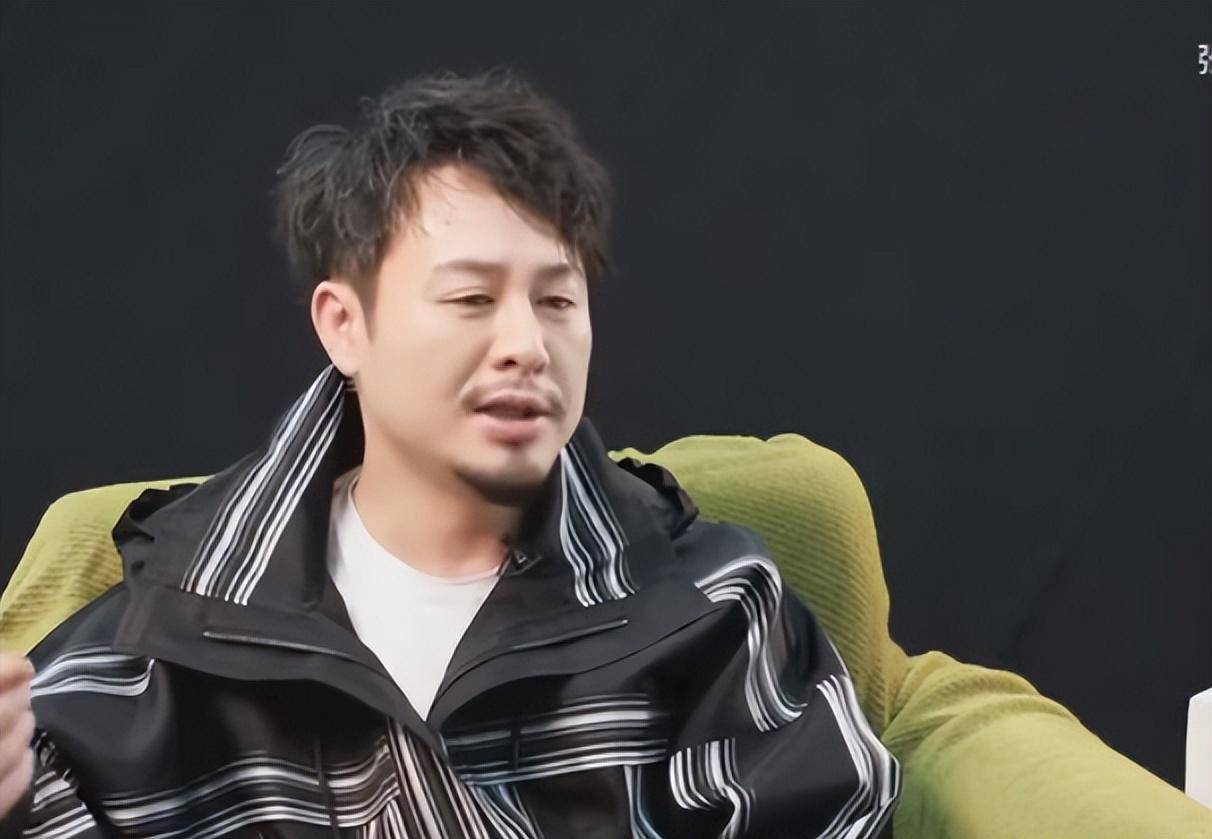 背井离乡的广东演员张颂文:感觉唯一能与家乡联系的就只有母语了_粤语