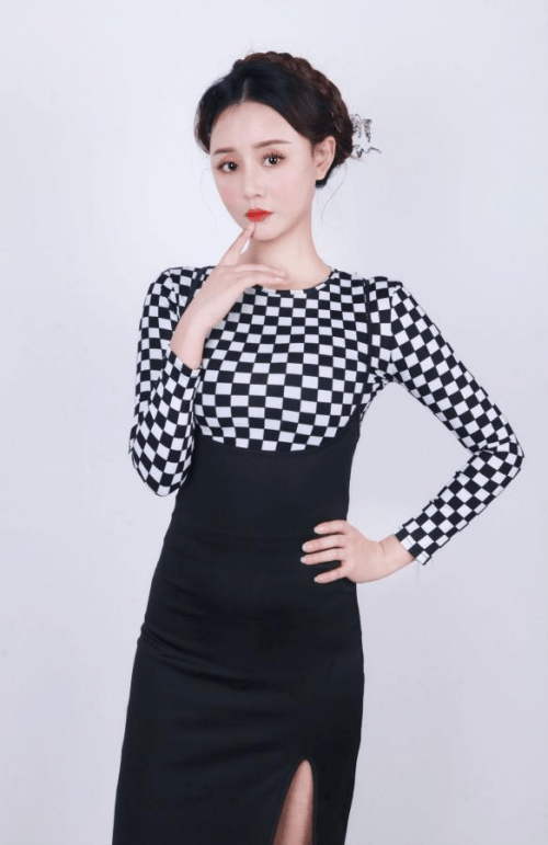 魅力耀东方 杨帆自信且美丽 开启美丽新高度_表演_演艺_艺术