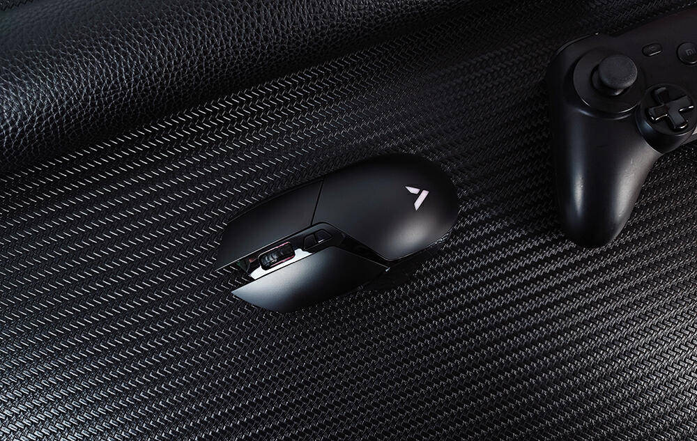 雷柏V30W无线游戏鼠标评测，支持十键宏编程，续航高达160小时