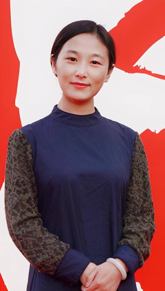 青年女导演王丽娜,"视人类为故乡的人,才会永远拥有故乡"_电影_国际