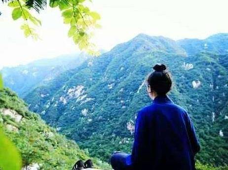 清朝年间的一位女道士,一直活到118岁,临终前说了3个字_李诚玉_武当山