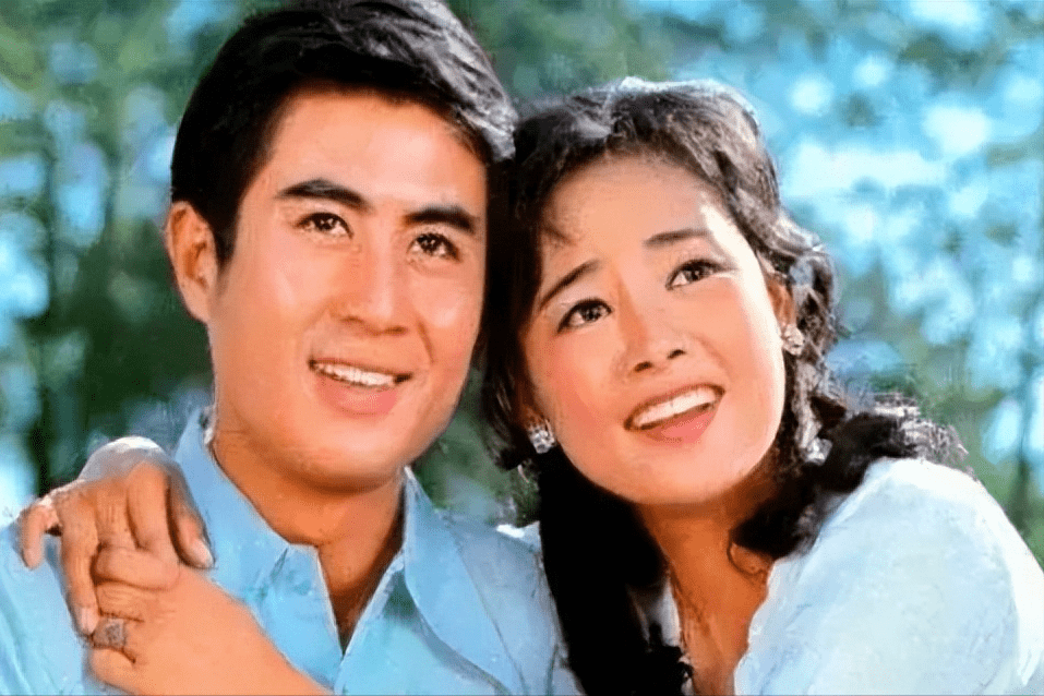 尤勇和刘晓春离婚33年后,一个嫁郭凯敏苦尽甘来,一个60岁没孩子_沈蓉