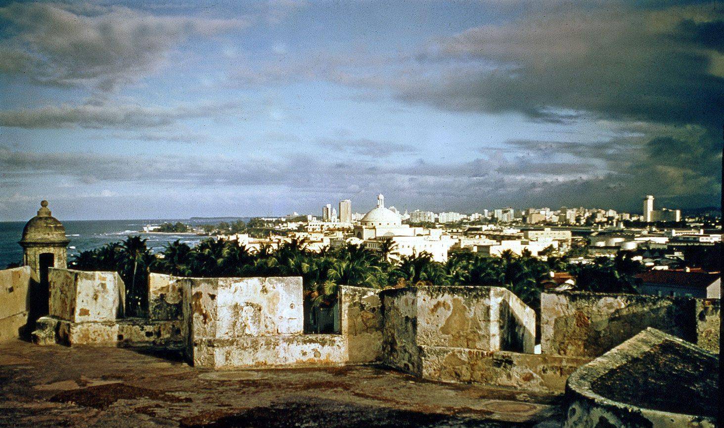 9个人互射200发子弹,5人死亡,乱象丛生的波多黎各,想并入美国_西班牙