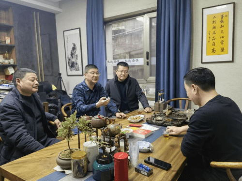 湖北省武汉城市圈商贸服务协会领导一行走访会员企业(图2)