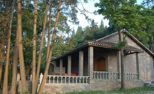 湖北又一景点走红,位于薤山之上,还被称为"南避暑山庄"_游客_旅游