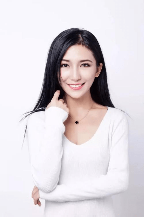 歌手黄小幺加入陌陌平台,《中国好声音》广州区决赛现场开播