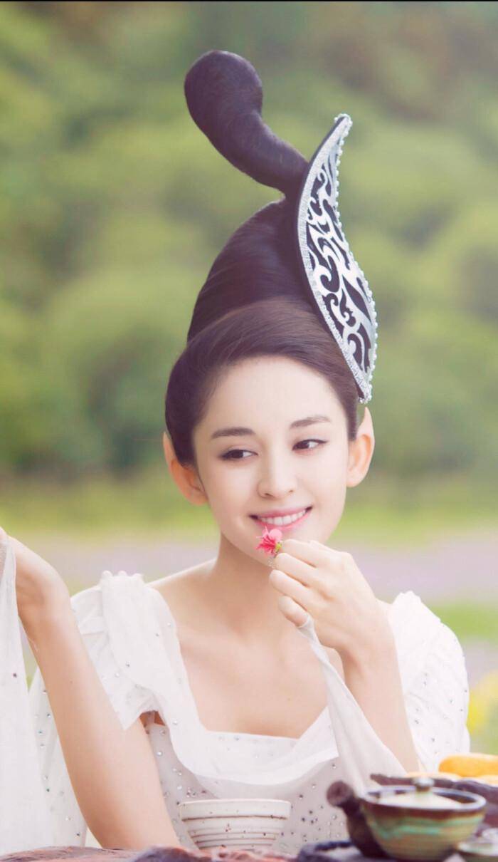 古力娜扎公开保养术,4招教你养出"仙气白瓷肌"_肌肤_电视剧_教学