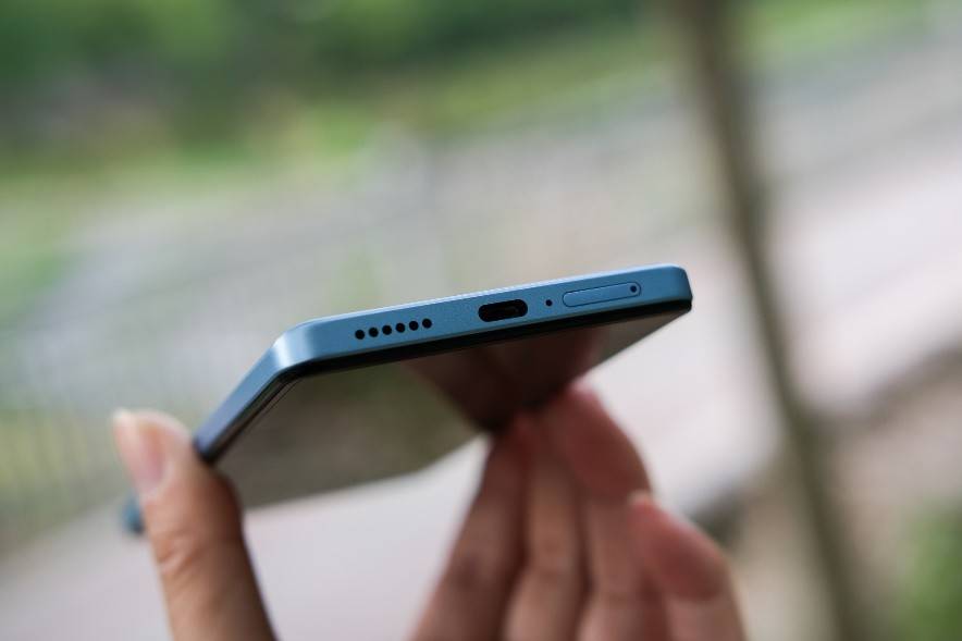 原创
            刘强东太猛了：索尼IMX766+OIS防抖+5000mAh，跌至1499元！4