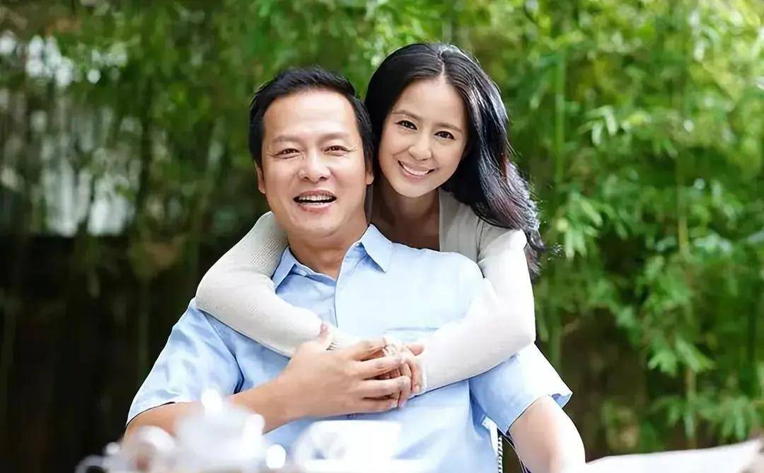 我,48岁女强人,再婚37岁男人,日子过得太闹心了,果断分手_老公_生活