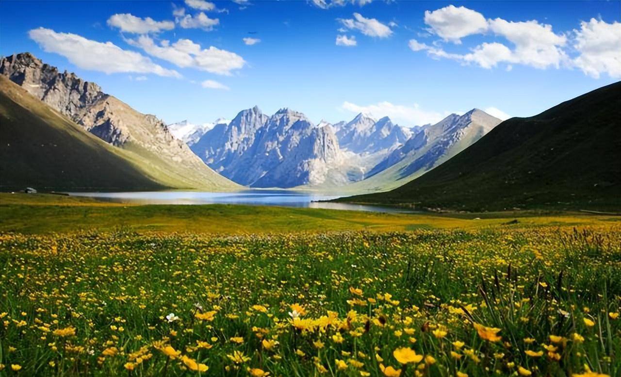 风景美如画的大美青海,为何只有4个5a级景区?游客:美景在路上