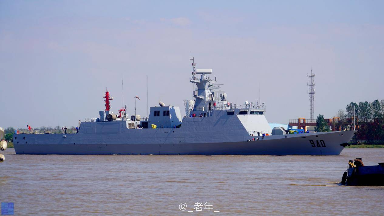 C28A轻型护卫舰图片