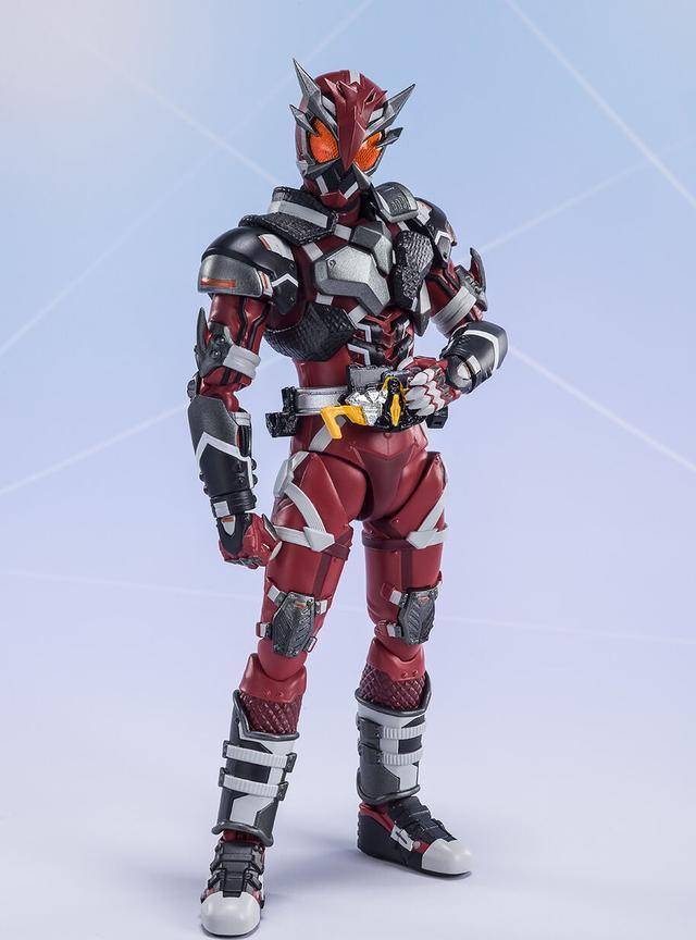假面骑士雷shf手办官方先行图灭亡迅雷集结血荒:我们长得好像_系列