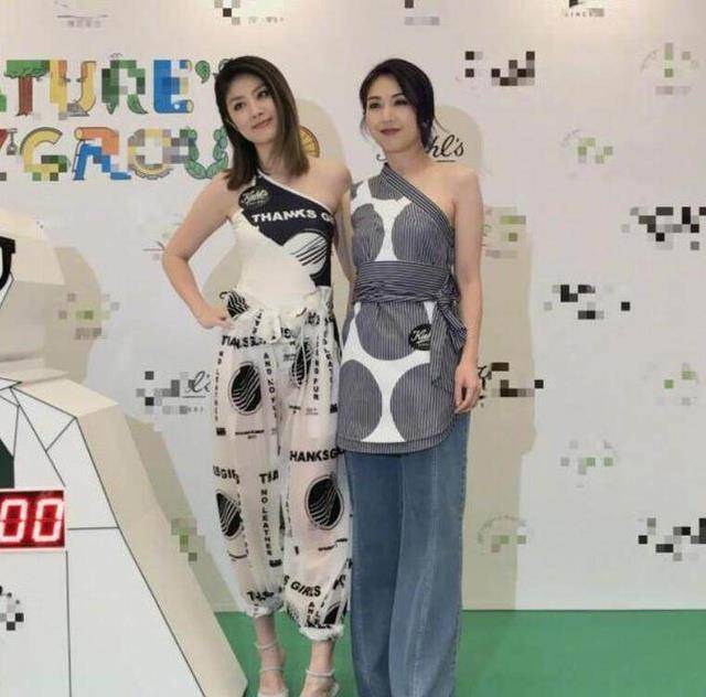 陈慧琳和杨千嬅同框比美,同穿斜露肩,同岁辣妈谁更胜一筹?