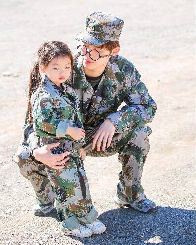 阿拉蕾一个被董力宠坏的任性公主!_女儿_孩子_爸爸