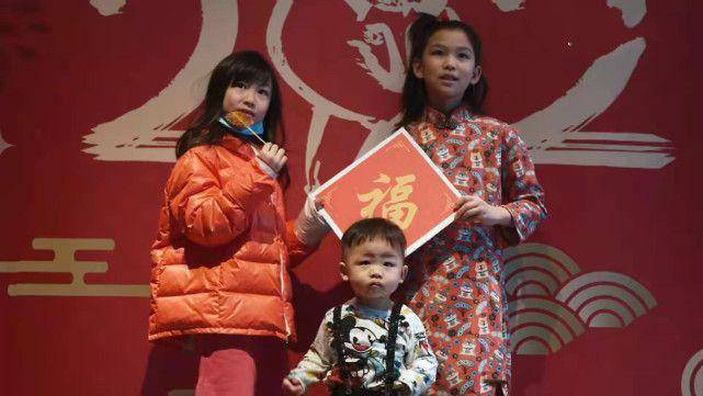 蔡少芬一直都盼着有个三胎儿子,在2023年终于如愿了,平安生下了张乐儿