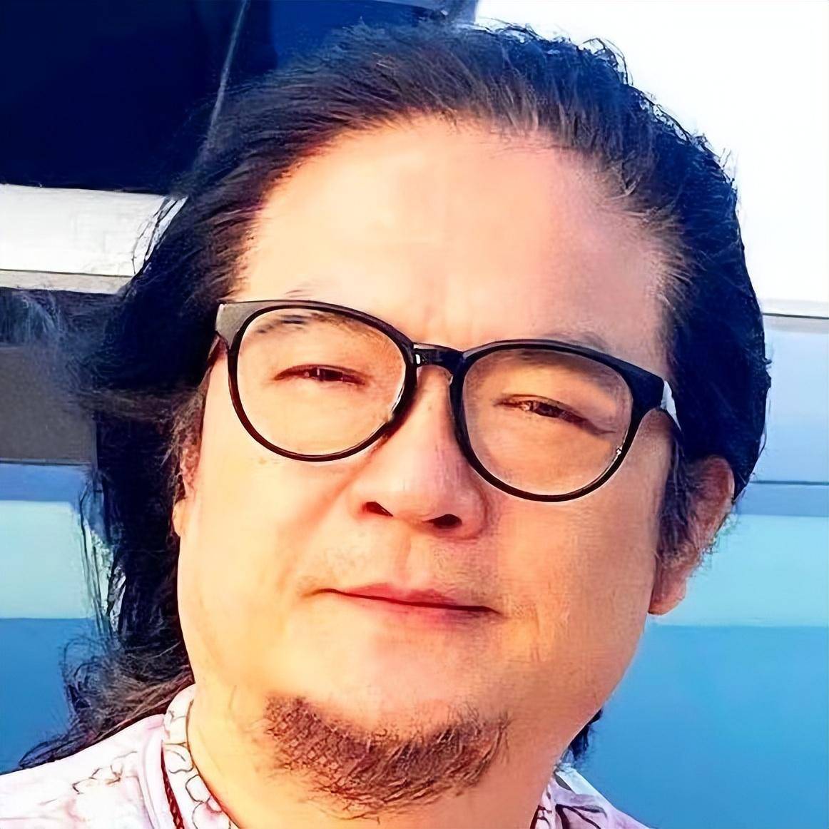 融兵法,阴阳五行绘画,画作气韵天成的传奇人物——宜兴洪辉_焦墨_山水