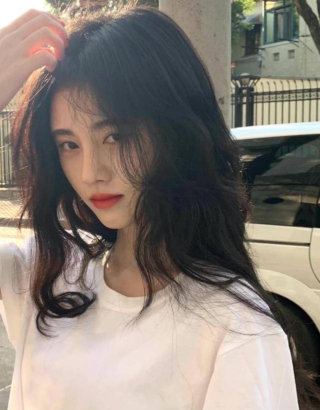 近期,snh48的一个成员造成了网友的强烈反响,由于她