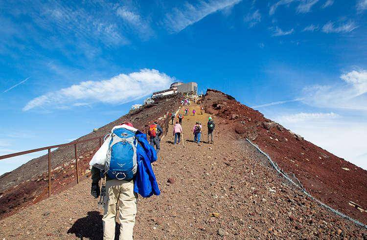 富士山顶部图片