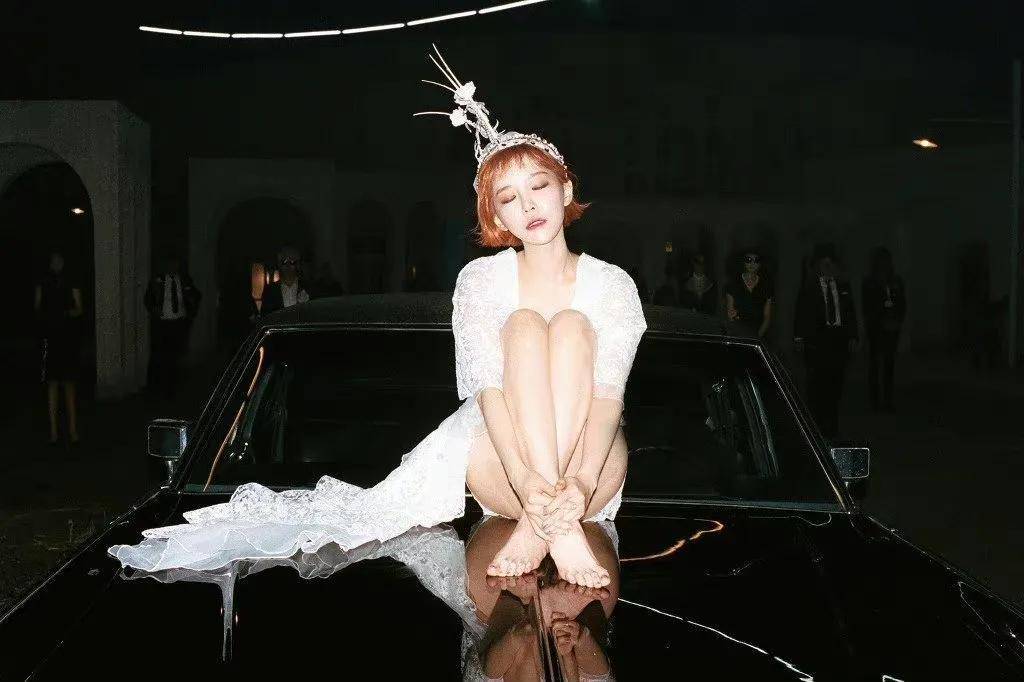 而孙佳仁就没有那么幸运了,复出基本遥遥无期,只能