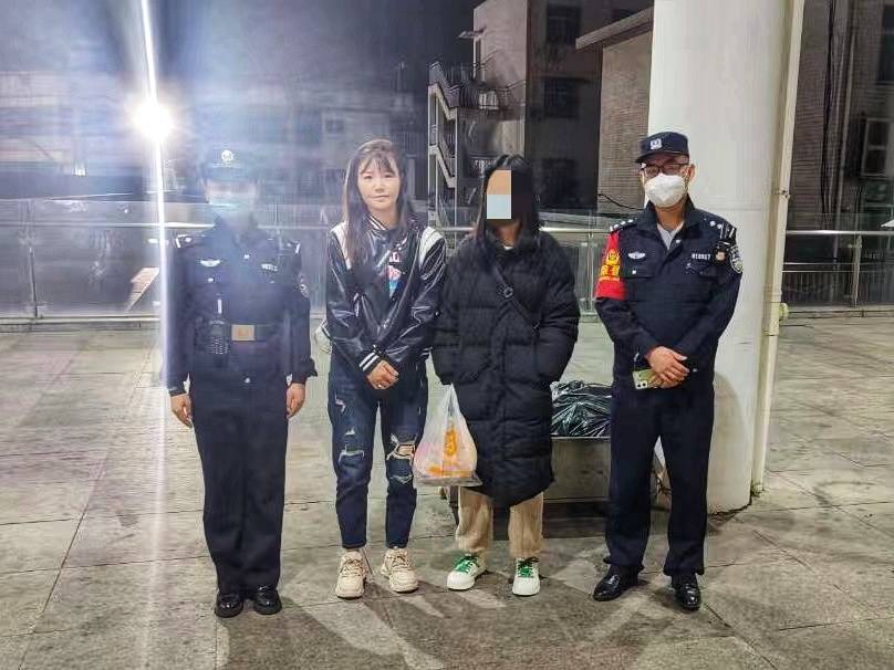 湖南15岁少女坐火车到东莞偷见网友，铁路公安民警接警后