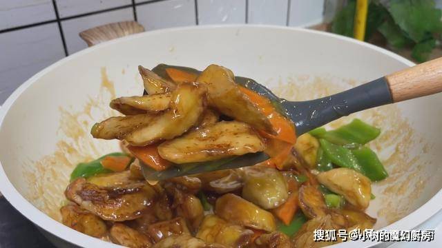 红烧茄子的家常做法（烧茄子的家常做法红烧茄子做法） 第11张