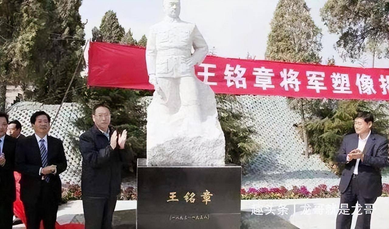 相信在九泉之下的英烈王铭章,看到自己的妻子后人被如此善待,心里面也