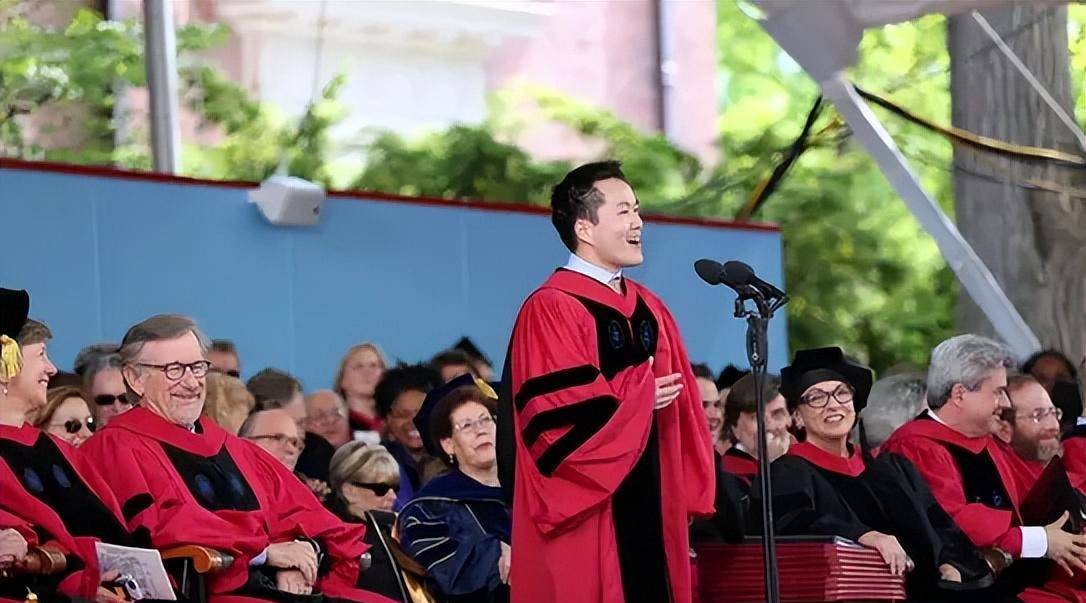 "复旦十八驴"事件,付出生命的烈士最终,救出18名高学历白眼狼_宁海