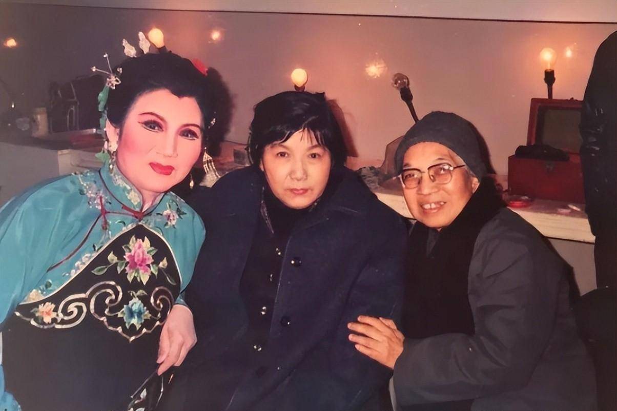 事实证明,赵丽蓉的"消失",是喜剧界的"悲哀"_赵秉忠_舞台_春晚