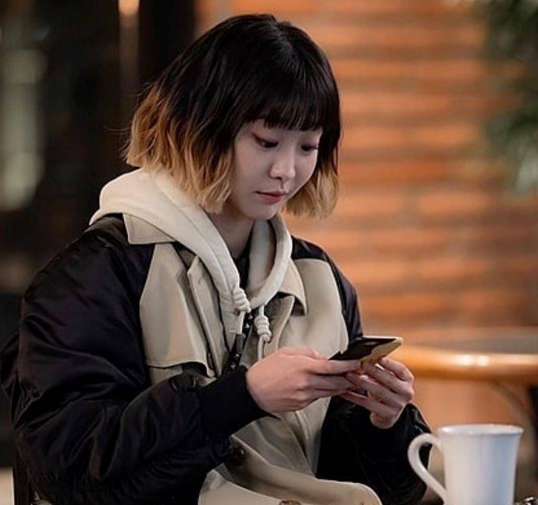 《梨泰院class》女主金多美穿搭酷到爆,精致穿搭跟着她学准没错