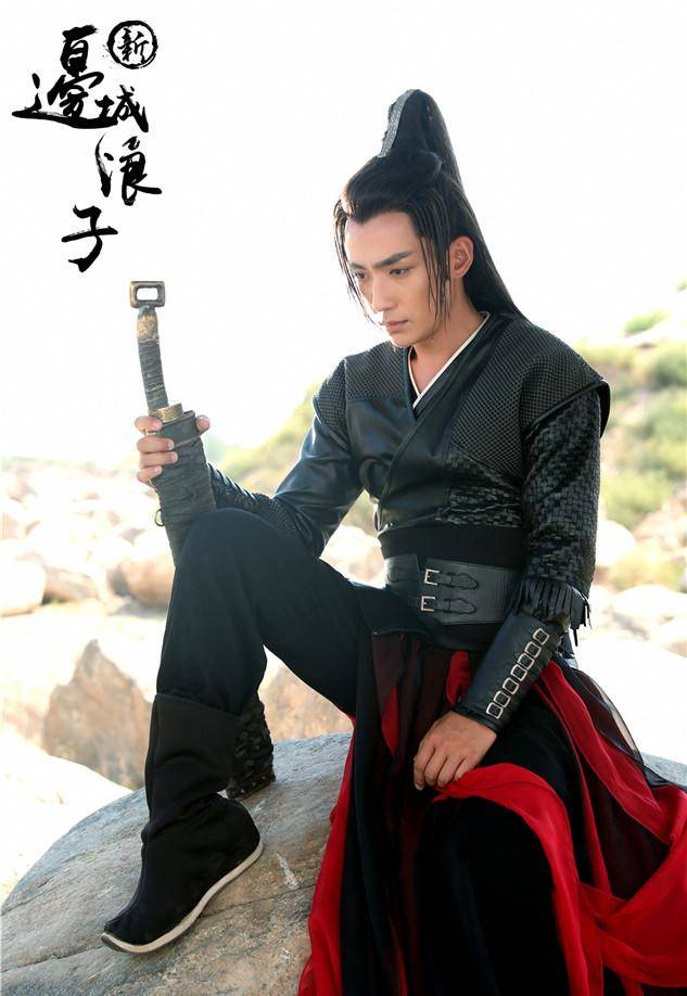 寒》林放《明月曾照江东寒》林放是个最不像武侠剧男主的美强惨男主