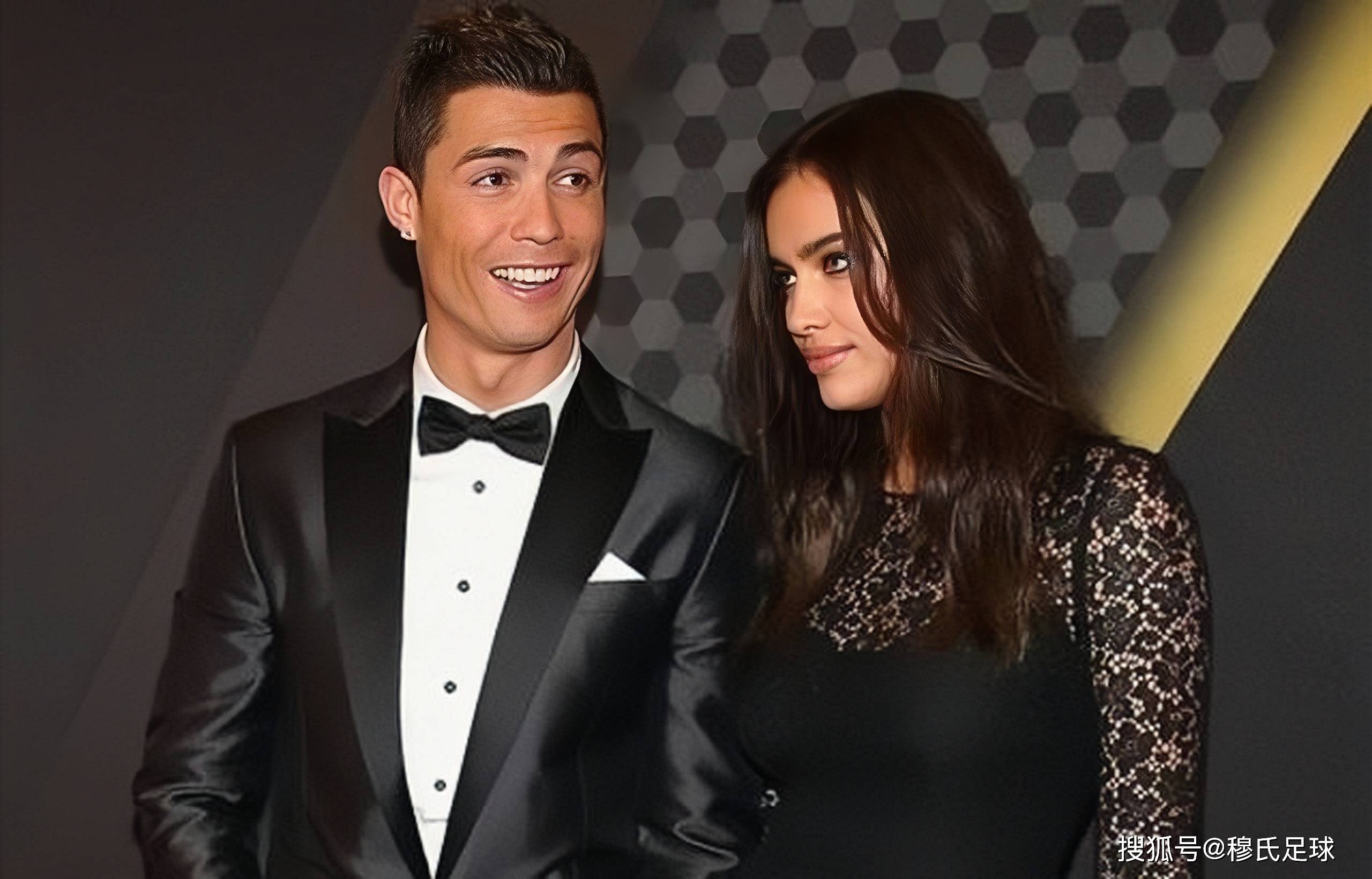 回顾:c罗37岁前任现身,伊莲娜放飞自我,球迷:伊娃,快要赤身了_乔妹