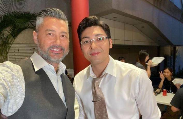 大哥头发花白仍有型,三弟息影30年变化大_王盛德_生活_年代