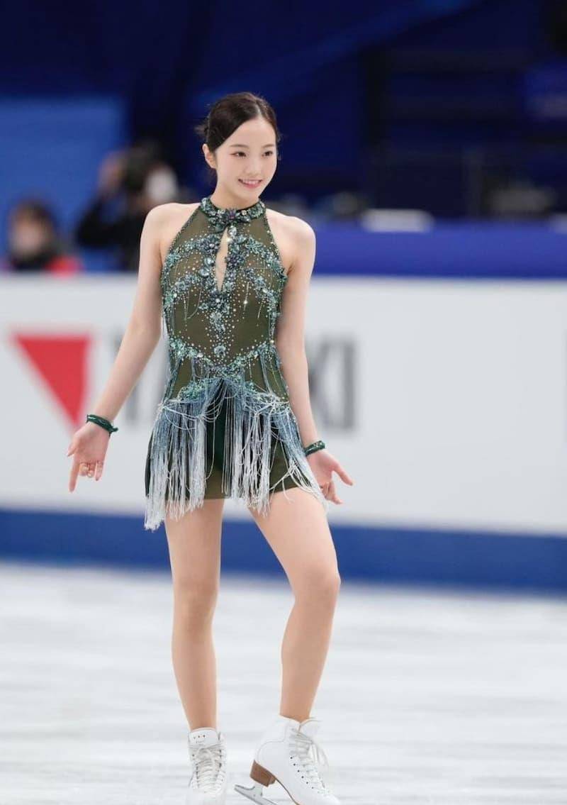冬奥会上冰上精灵本田真凛:出身亿万家族,受封最美运动员_滑冰_日本