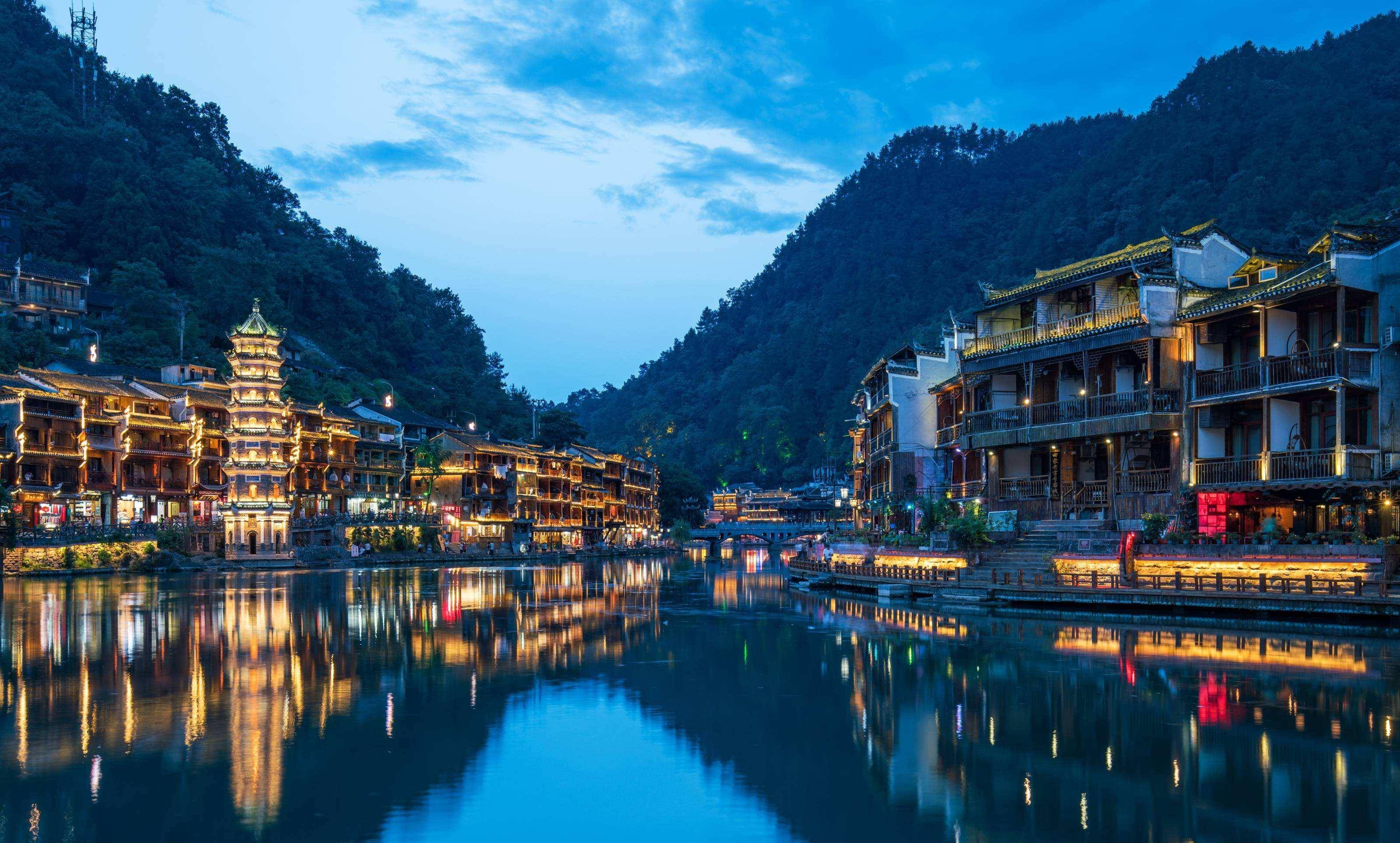 贵州一浪漫水城,距今已有两千多年,不收门票,景色堪比凤凰古城_古镇