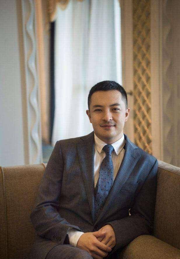 演员饶敏莉:17岁上春晚走红,21岁嫁富大龙,将丈夫捧成双料影帝_饶敏丽