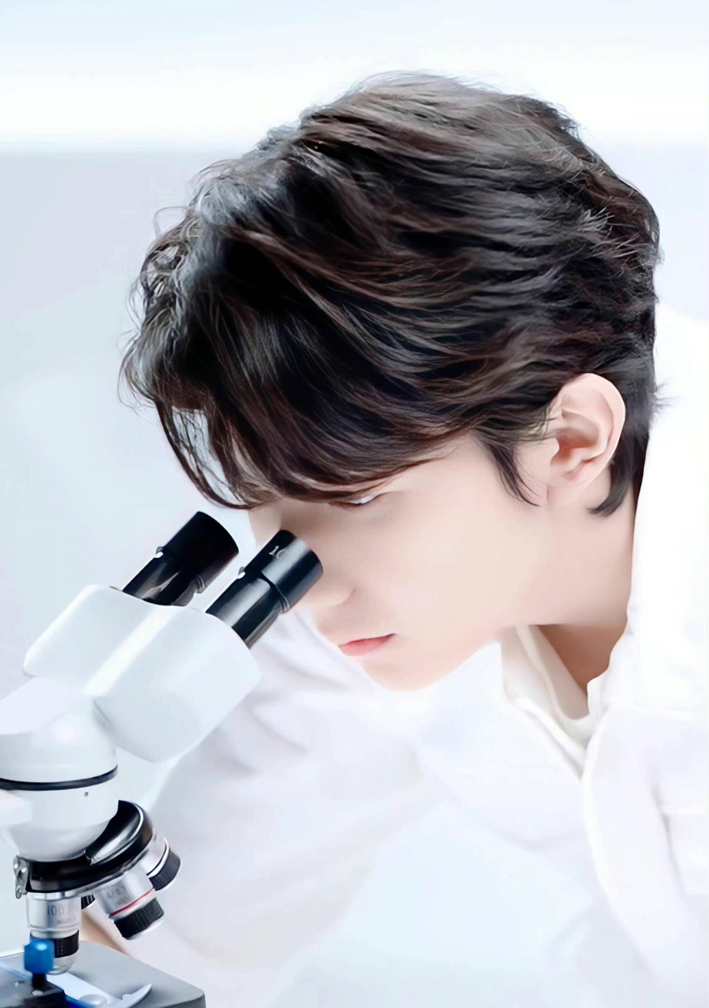 王源新电影留胡子了,青春少年首次尝试荧幕糙汉造型_形象_肤色_阿志