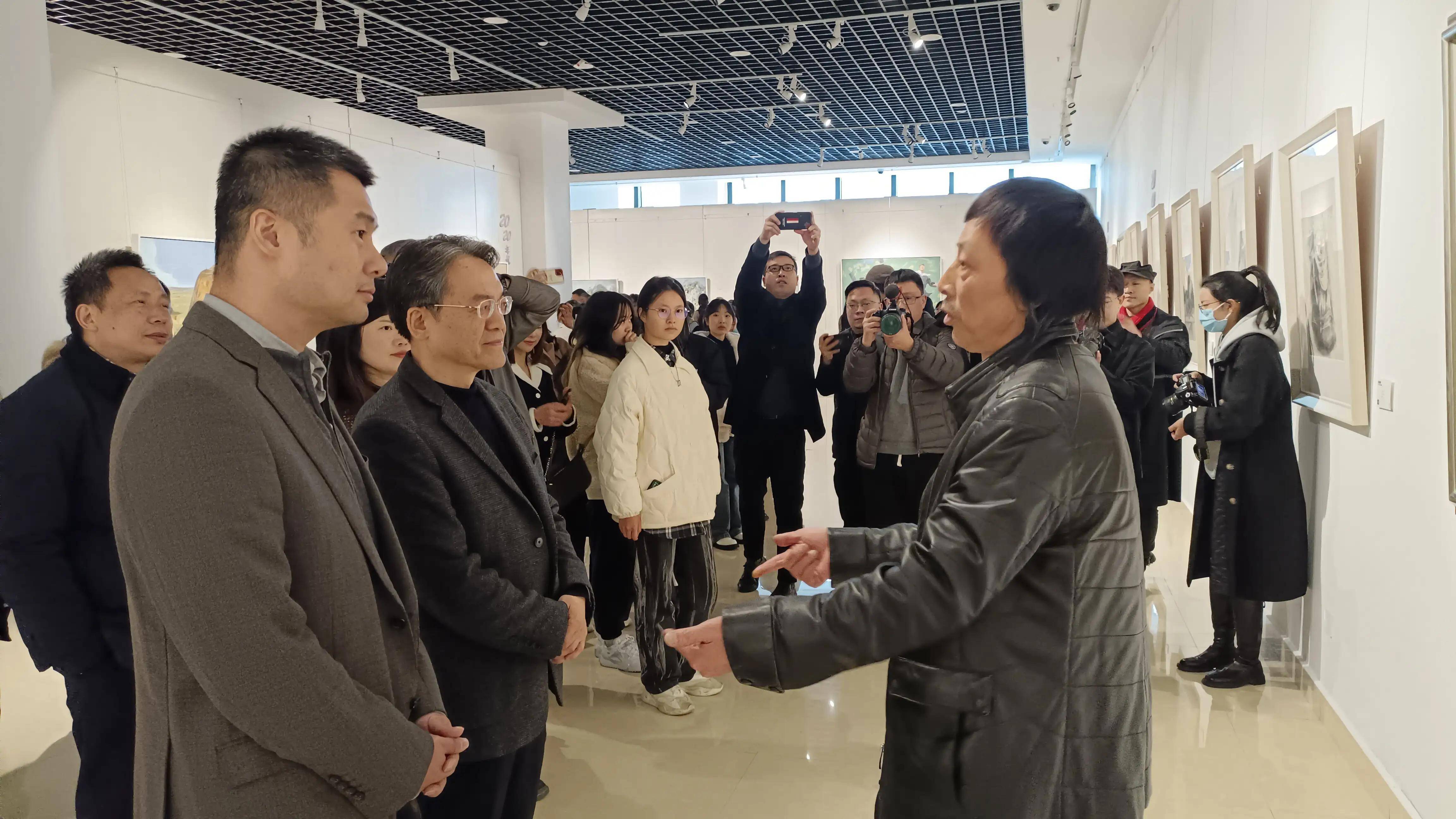 寻迹望道——刘曙光从教37周年绘画艺术回顾展在西南大学博物馆隆重