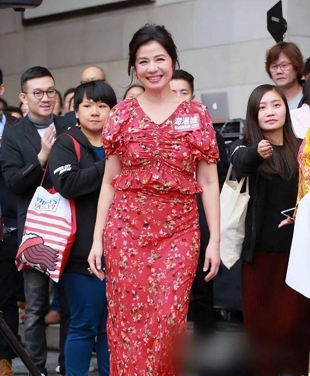 钟楚红怎么老成这样了?