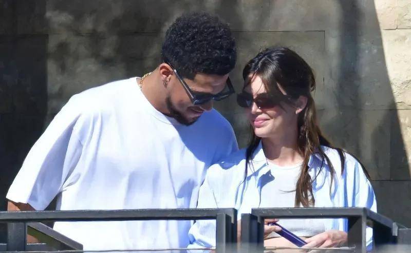 肯豆詹娜和男友和好 德文布克承诺会给肯豆婚姻生孩子_婚礼_照片