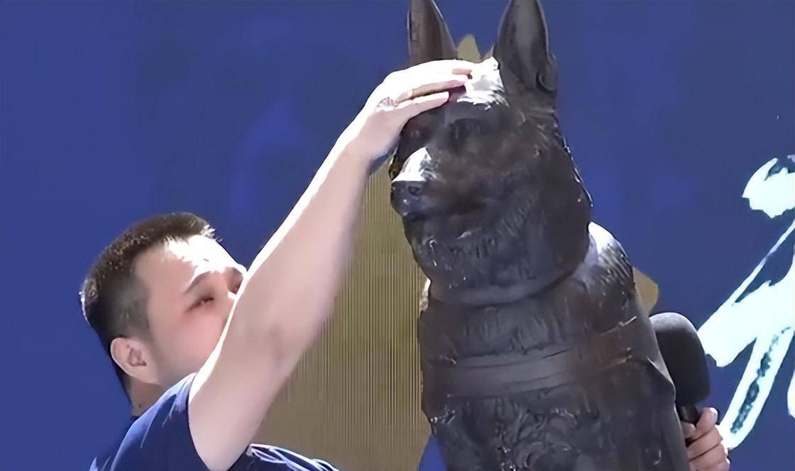 "_海龙_炸药_军犬