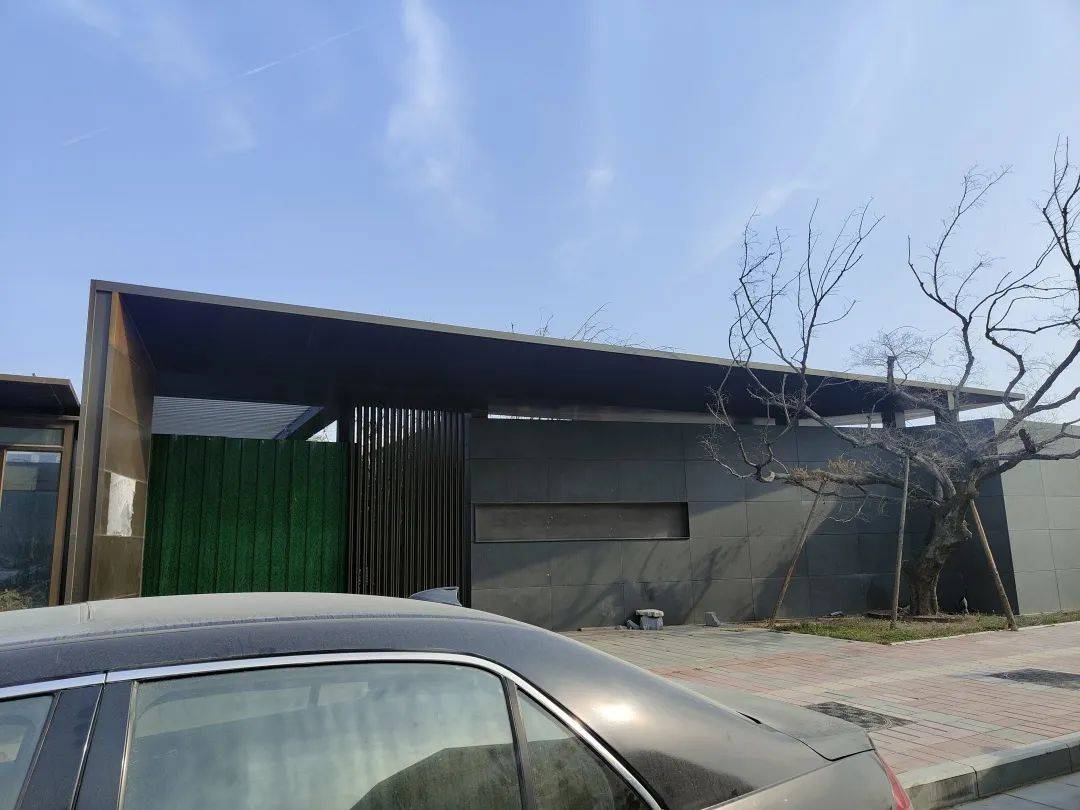 名门樾府已荒草丛生,北龙湖第一问题盘,何时才能重生_项目_置业_郑州