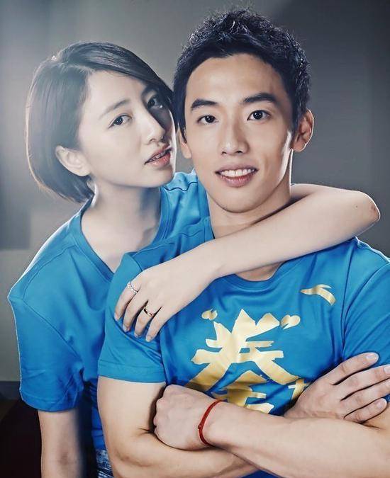 娶到1米63体操女神,生娃后母乳太多放满冰箱_周捷_邹凯_身高