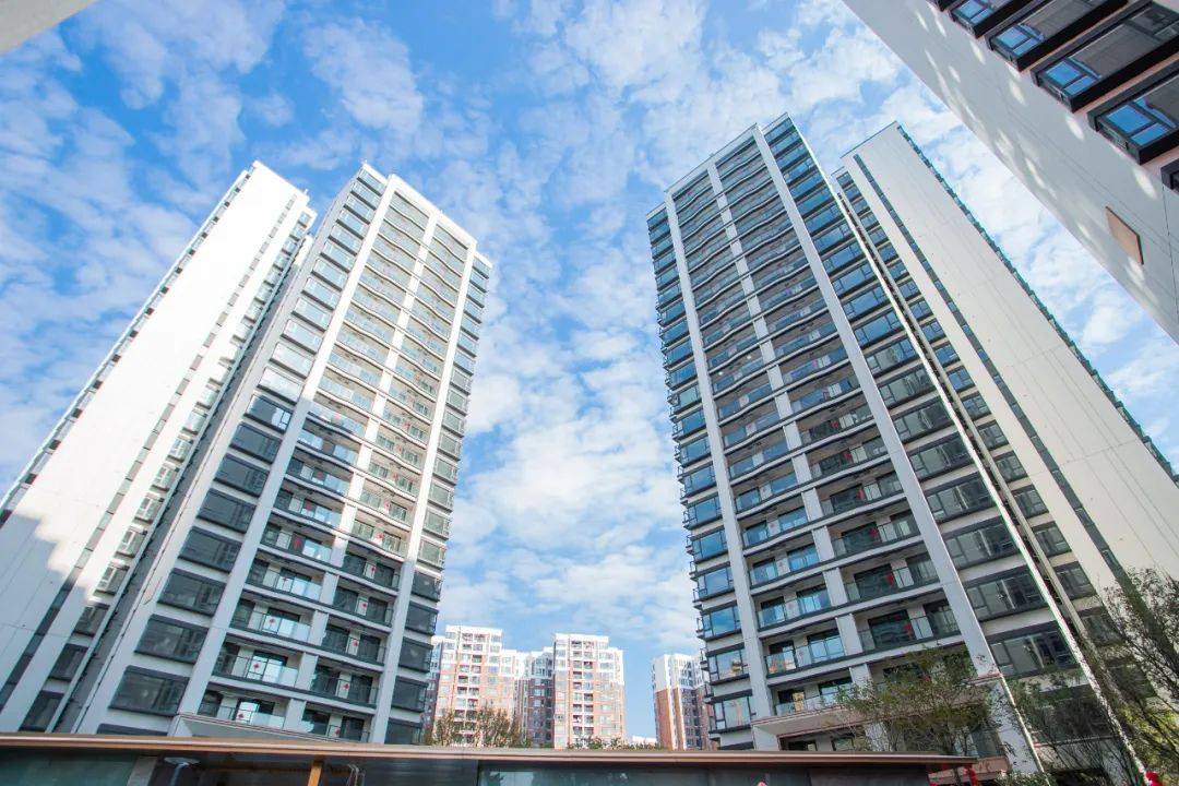 广州金地天河峯睿售楼处电话400-022-8887转8888售楼中心_24小时电话